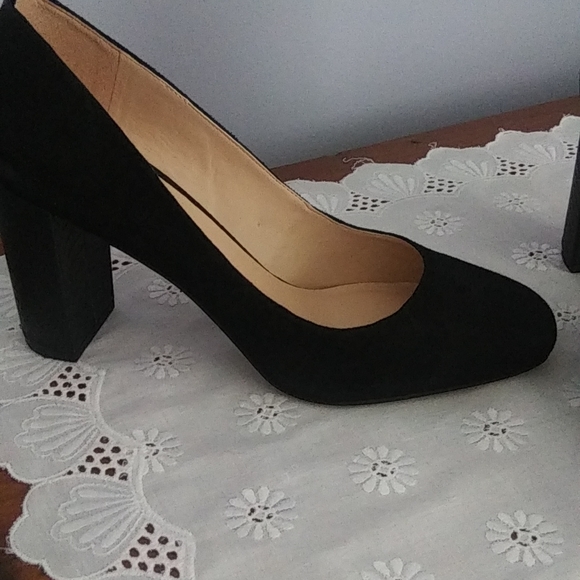Shoes - Picture 2 of 3